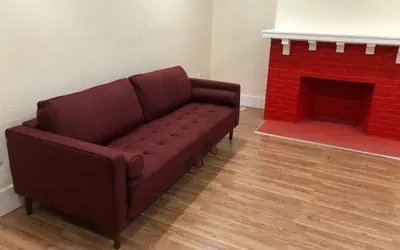 Photo 5 - Spacious and private apartment with 3 bedrooms and 1 bathroom near Newark International Airport EWR and New York City