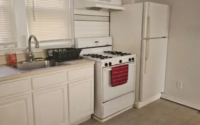 Private apartment with 1 bedroom and 1 bathroom