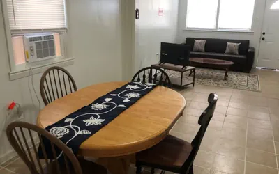 Photo 3 - Private 3 bedroom and 1 bathroom house, direct NYC Manhattan train a 15 minute walk away