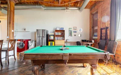 Photo 2 - Stunning Loft with Riverwalk Views