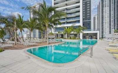 Stylish Downtown Miami Studio | Bay Views & Prime Location