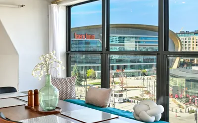 Photo 2 - Penthouse • Fiserv, Bars, Perks & Big City Views