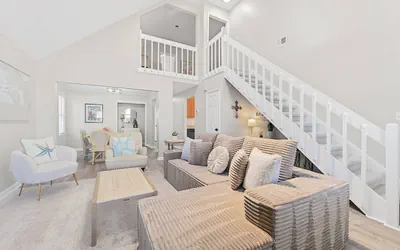 Newly Renovated VB Retreat | Comfort & Space Home