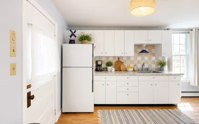 Walk To The Beach | Cozy Getaway