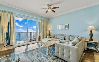 Photo 3 - Stunning 3BD Beachfront Condo! Free Beach Chair Service for 4