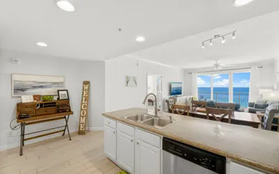 Photo 4 - Spectacular Big 3BD Beachfront Condo!  Sleeps 10