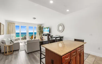 Photo 3 - Amazing Beach Ocean View Condo! Free Beach Chair & Umbrella Service!