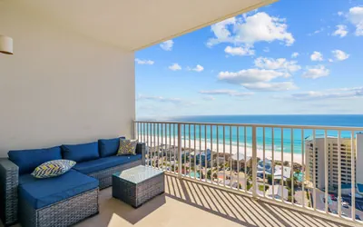 Photo 2 - Spacious Ocean View Resort Condo  & 5 Pools