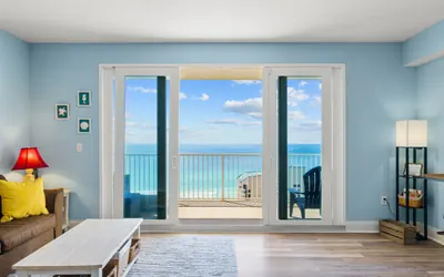 Photo 3 - Spacious Ocean View Resort Condo  & 5 Pools