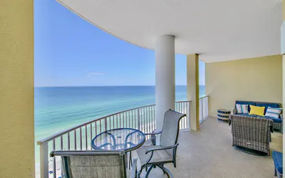 Photo 2 - Stunning Ocean Ritz Beachfront Condo – 3BR/3BA!