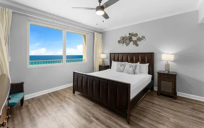 Photo 5 - Shores of Panama Chic 2-BD Beachfront Resort Condo!