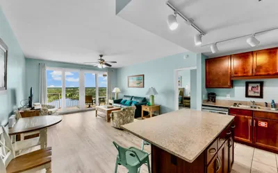 Photo 5 - Family and Friends Beach Resort Condo for 8! Steps from the Beach
