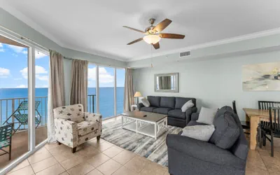 Photo 5 - Stunning 3BR/3BA Beachfront Condo! Sleeps 10