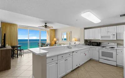 Photo 3 - Beachfront Retreat: Family-Friendly 1-Bedroom Getaway
