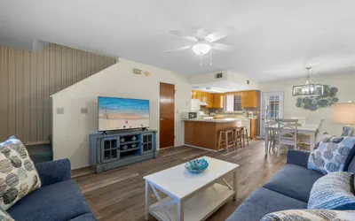 Photo 3 - Resort Townhouse with Beach Access & 11 Pools