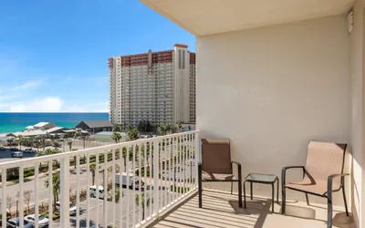 Photo 4 - Oceanview Resort Low Floor Condo! Steps to the Beach! Sleeps 6
