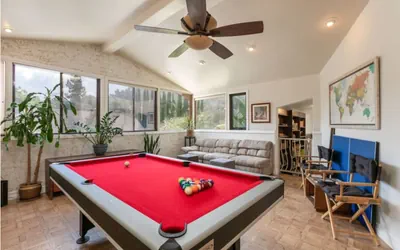 Photo 3 - Skyhill Oasis New Lux Designer Modern