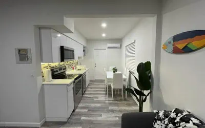 Photo 3 - Charming 2 bed/2 bath apt w/patio & parking