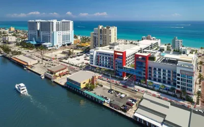Costa Hollywood S207 · Beautiful Costa Hollywood Studio 2 min walk beach
