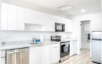 Photo 5 - Spacious 1BR – Walk to City Centre + Free Parking