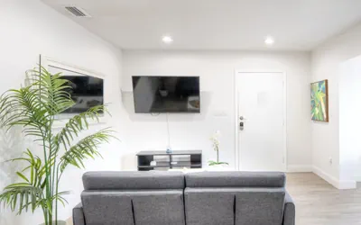 Photo 4 - Spacious 1BR – Walk to City Centre + Free Parking