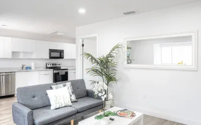 Photo 3 - Spacious 1BR – Walk to City Centre + Free Parking