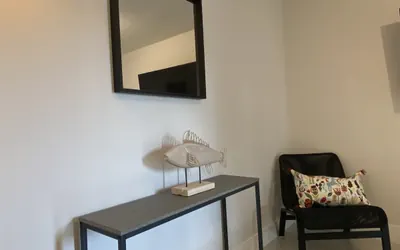 Photo 3 - Equipped 2/1apt on great location free parking