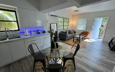 Photo 4 - Upstairs 2bed/1bath Apt w/parking near Coco Walk!