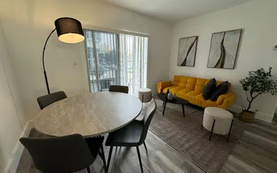 Photo 4 - Stylish 2bed 1 bath apt w/ parking great location!