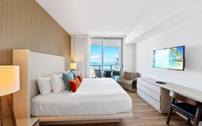 Photo 5 - 2bedroom Lyfe resort Apartment over the beach