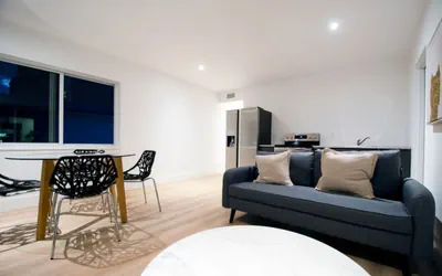 Photo 3 - Beautiful apart close to beach & shops w/parking