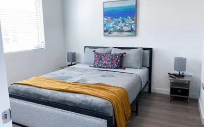 Photo 4 - New, spacious and fully equipped 2bed/2bath apart