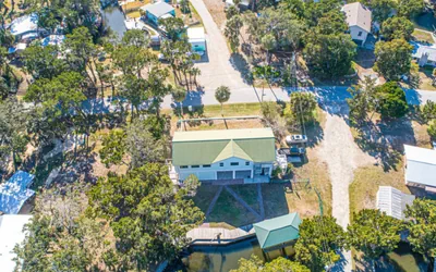 Twin Heron Hideaway