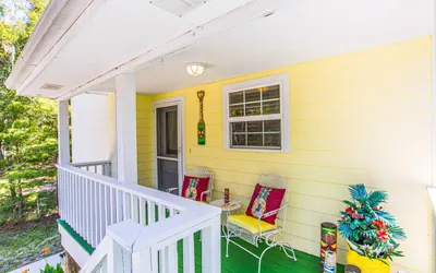 Photo 2 - Homosassa Captain's Quarters