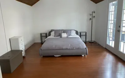 Photo 5 - Relaxing 3 bed 2 bath Wifi by the Intercostal
