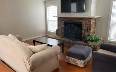 Photo 2 - Relaxing 3 bed 2 bath Wifi by the Intercostal
