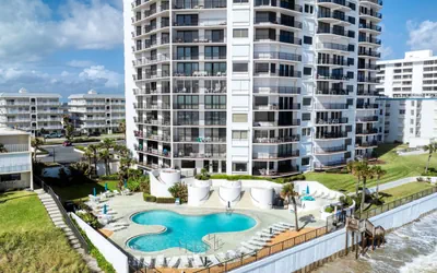 Photo 5 - Paradise on the Beach, Pool, Stunning Views