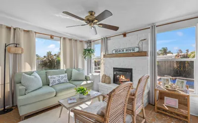 Photo 4 - Walk to Beach | Pet Friendly, Plunge Pool, Sleeps9