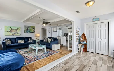 Photo 5 - Three Oars Beach Surf Shack Pool, OceanView, Game Room