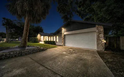 Photo 4 - Palm Harbor Pool 4BR | Hot Tub + BBQ + Game Room