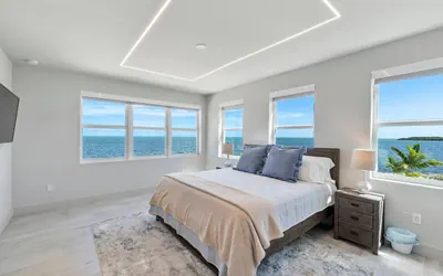 Photo 3 - Key Largo Oasis Oceanfront with Pool & Hot Tub