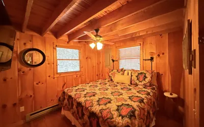 Photo 5 - West Jefferson Cabin | Hot Tub, Private Retreat