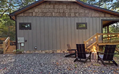 Photo 2 - Fire pit, Pet Friendly, Fireplace, Decks, Views