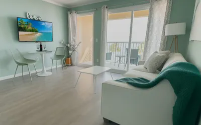 Photo 2 - Tampa Bay Beachy Retreat: Pool, Balcony-Waterfront View