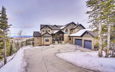 Photo 2 - Aspen View Lodge | Huge Family Cabin w/ Views