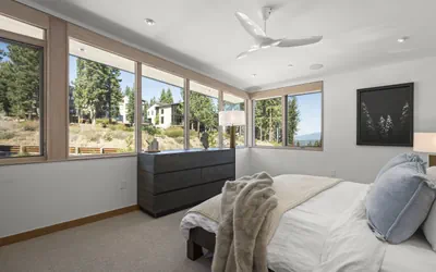 Photo 4 - True Ski-In/Ski-Out Luxury at Northstar