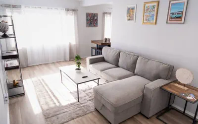 SLEEK 1BR FULLY RENOVATED 2023 in NOHO ARTS DISTRICT p45