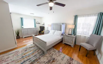 Photo 3 - DISNEYLAND! RENOVATED 3BR FULLERTON HOUSE w/ GARAGE & FENCED YARD p56