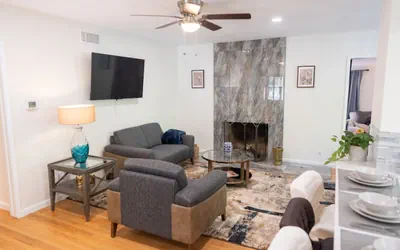 Photo 5 - DISNEYLAND! RENOVATED 3BR FULLERTON HOUSE w/ GARAGE & FENCED YARD p56