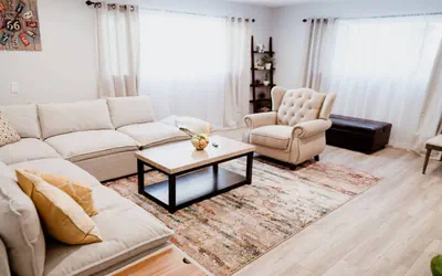 Photo 5 - NEWLY RENOVATED 2-BEDROOM TOWNHOUSE WITH PRIVATE ROOFTOP DECK REMODELED IN 2022 (p30)